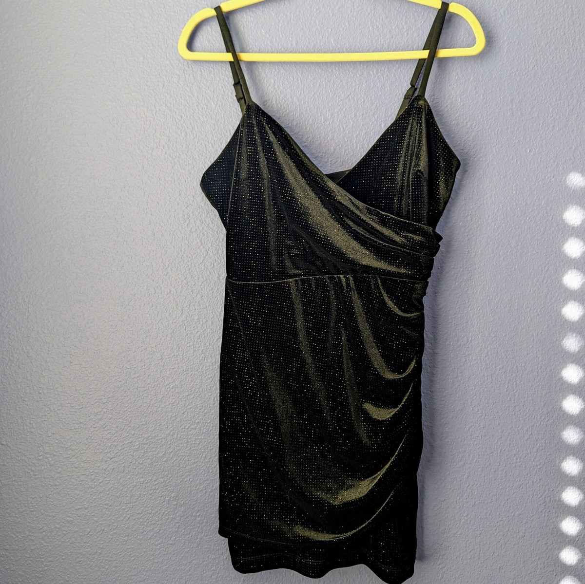 cosmopolitan dress the population Cosmopolitan Dress The Population Black Long Sleeve Sequin Dress XS Holiday