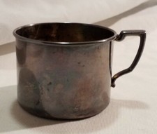 Collectible Antique Silverplate Baby Cup W/ Handle Nursery Silver Plate 58204