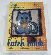 Betty’s Rug Squares Latch Hook Kit VTG '70s 12x12 Blue Cat #713 New Sealed Box