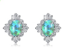 E08 Ohrstecker Ohrringe Opal Feueropal grün oval Kronen Kristall weiß versilbert