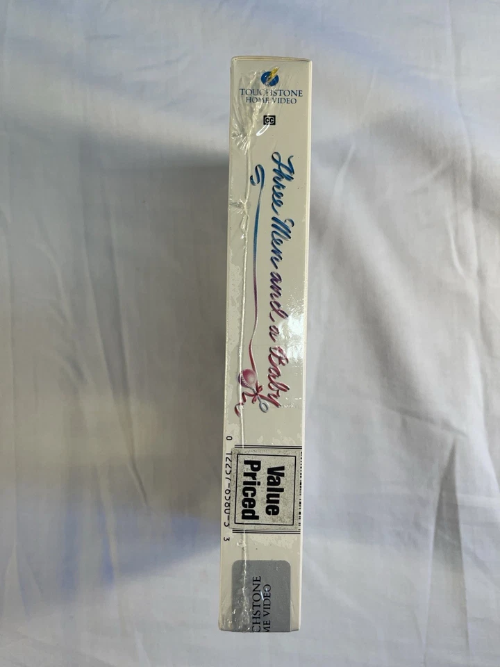 Three Men and a Baby VHS (1987) Touchstone Home Video - Sealed Foto 4 de 4