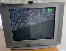 Sanyo DS24425 24  Retro Gaming Flat Screen CRT TV AV Port S Video Component