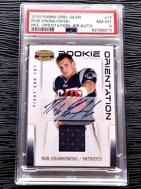 Rob Gronkowski 2010 Gridiron Gear #17 Rookie Orientation Jersey Auto /50 PSA 8