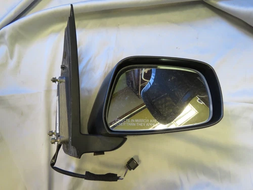 05-12 Nissan Pathfinder Front Right Power Door Mirror Non-Heated OEM 96301-EA005