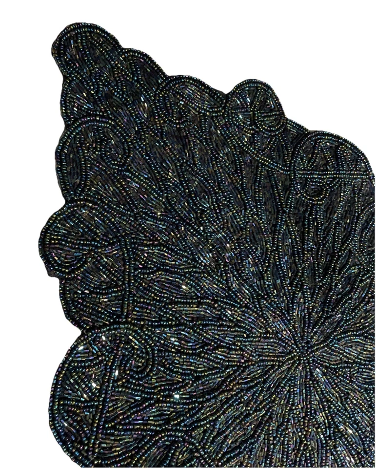 Antigo Glam Grande Aplique de Contas 35” L X 12” W - Contas Pesadas, Preto/Iridescente - Imagem 4 de 4