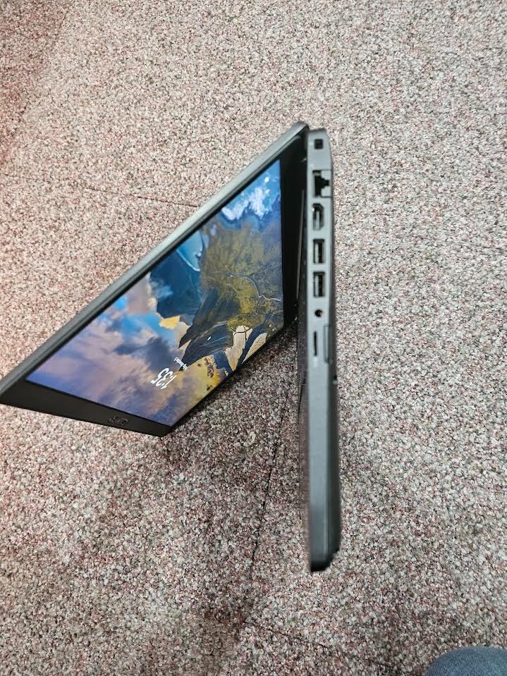 Ordinateur portable DELL Latitude 5400 - 8Go - SSD 256Go Reconditionné