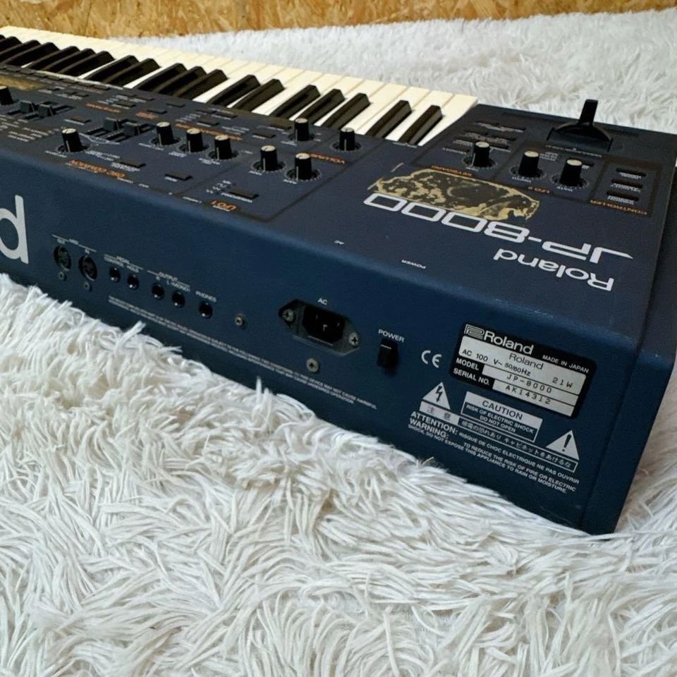 ROLAND JP-8000 • ANALOG MODELING SYNTHESIZER • TESTED • JAPAN VINTAGE - Image 3 of 4