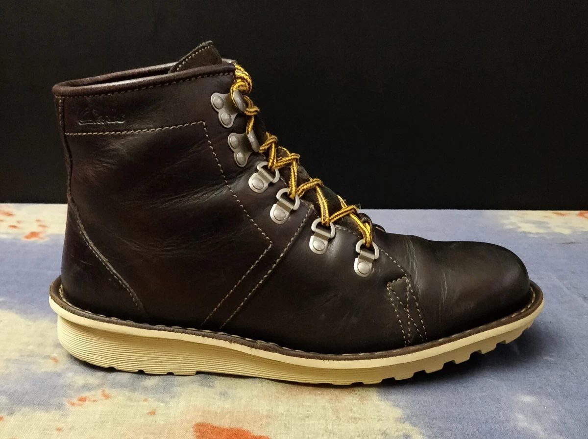 Clarks polyveldt boots hotsell