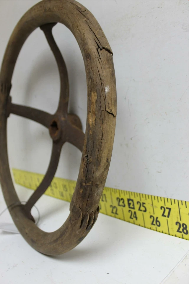 Volante de madeira usado OEM Ford 4 raios 18" modelo T (SVM84) - Imagem 2 de 4