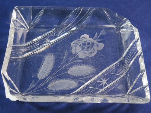 VINTAGE CUT GLASS Cheese Dish Floral Pattern - Picture 4 of 5