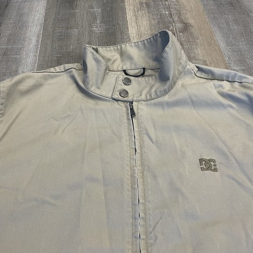 DC Shoes Co Jacket Coat Zip Tan Khaki Skater Shell Medium Lightweight 90s Street - Picture 3 of 21