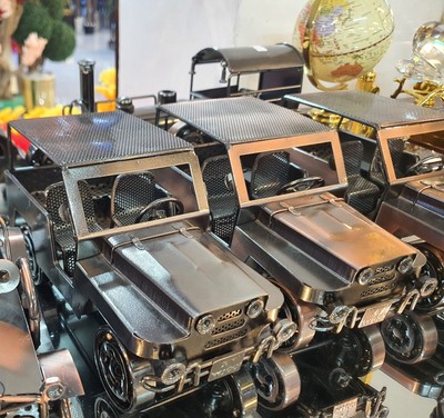 Vintage Metal Jeep Models - Handcrafted, Unique Collectibles, decor