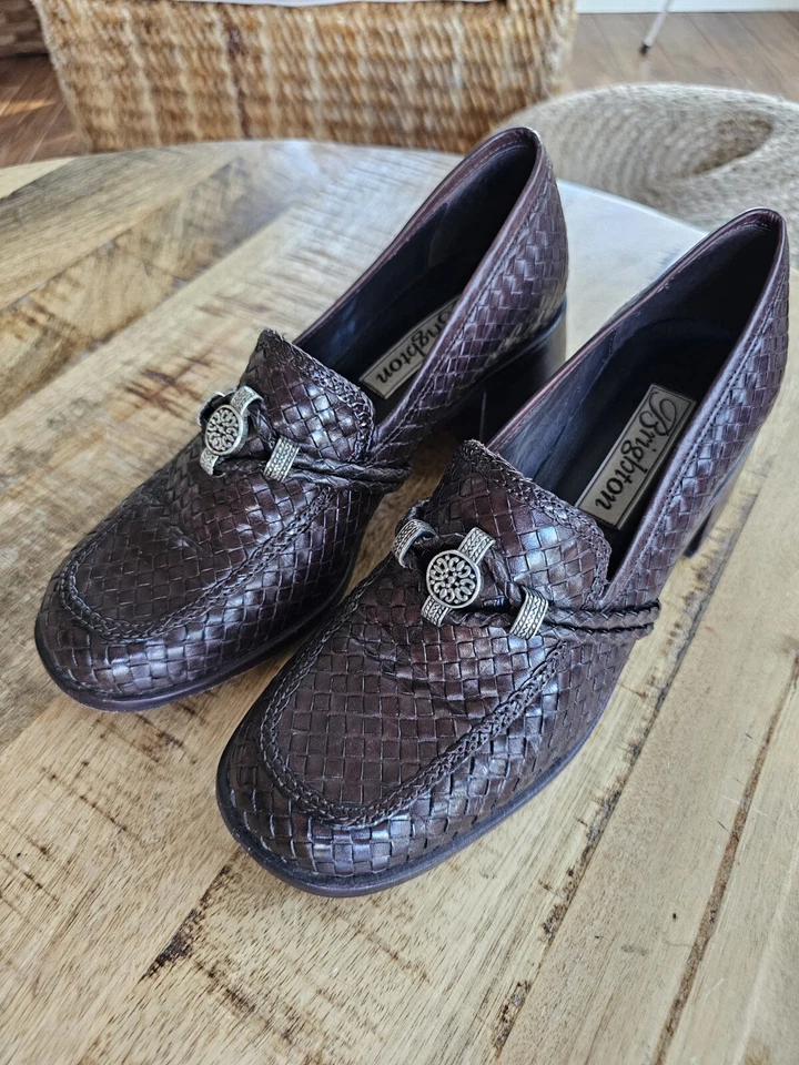 Mocasines Brighton 'Holland' Marrón Para Mujer Talla 7 M Usados en Excelente Condición Hechos en Brasil Foto 2 de 4