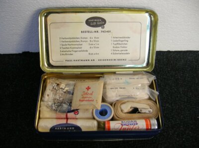 Very Nice Neat Hartmann Metal First Aid Box Porsche 356 911 Vw Bmw Mercedes Mb Ebay