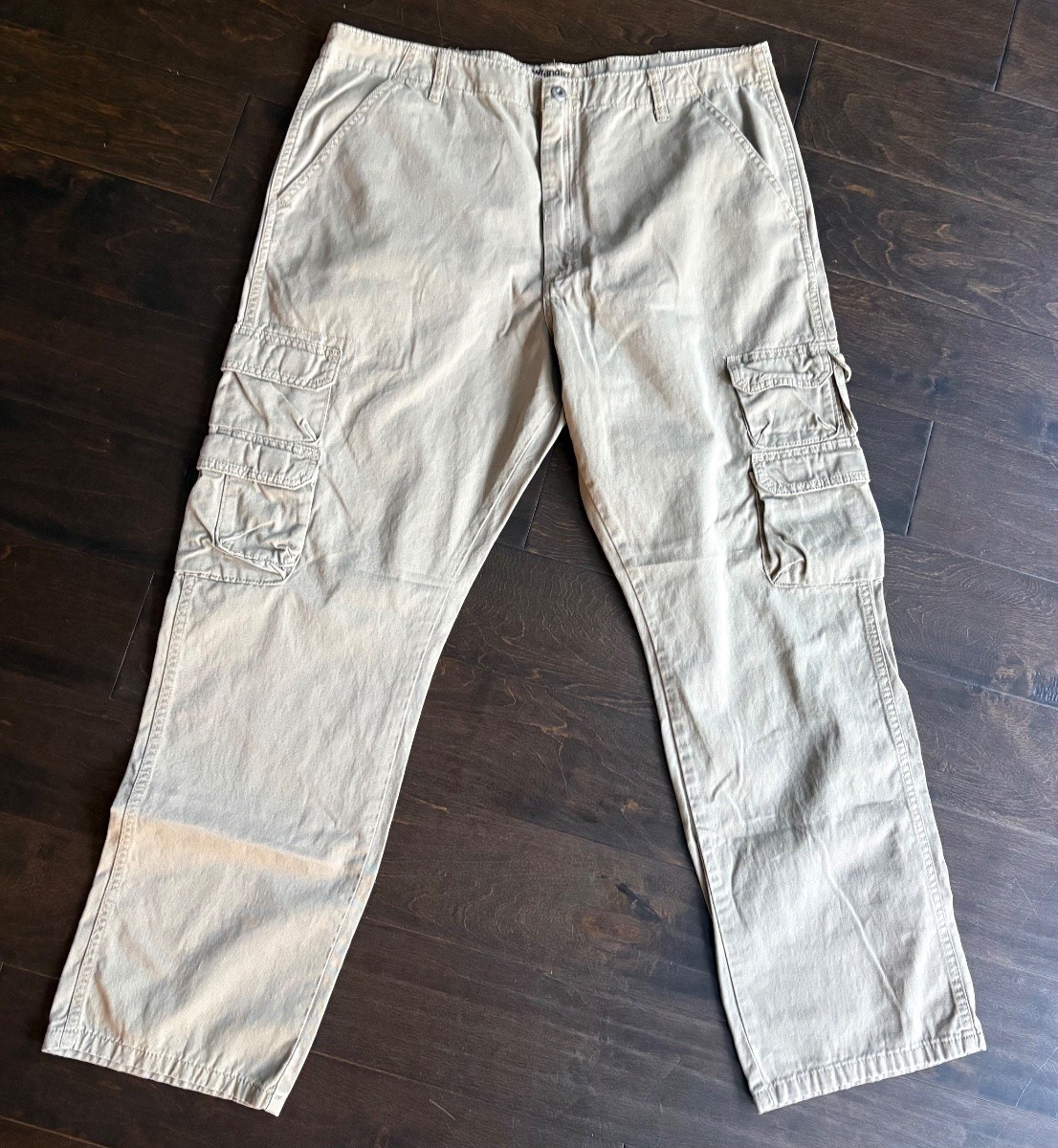 Wrangler Men's Cargo Pants Elastic Waist Multi-Pocket Size 38x32 Tan Excellent C