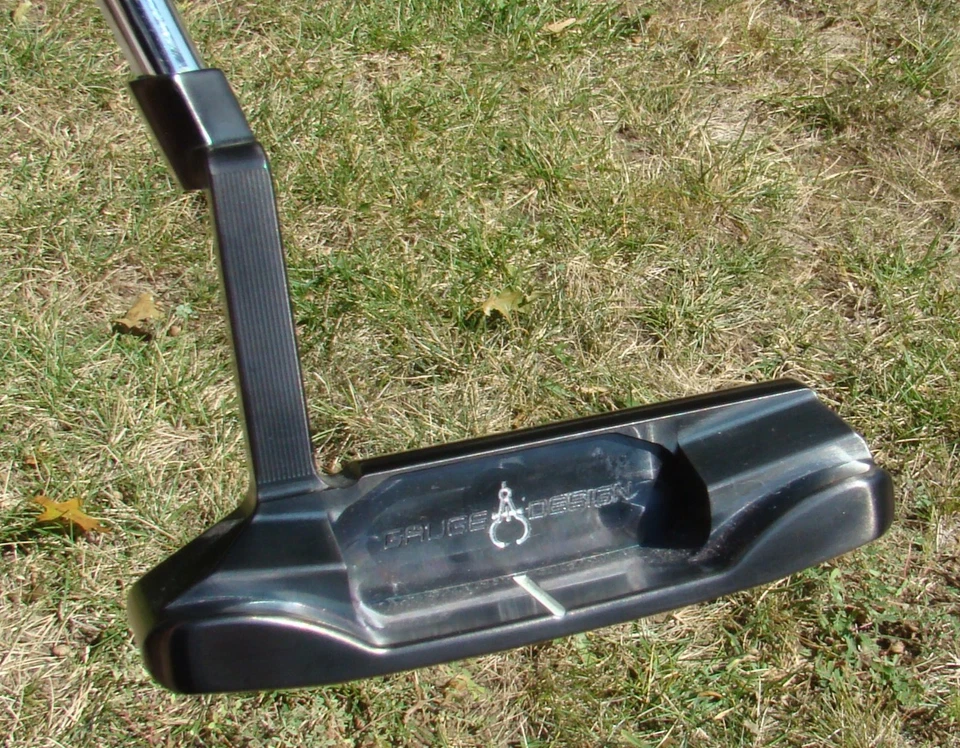 GAUGE DESIGN BOXING CHAMPION CANELO ALVAREZ 35 INCH PLUMBER NECK PERSONAL PUTTER - Image 3 of 4