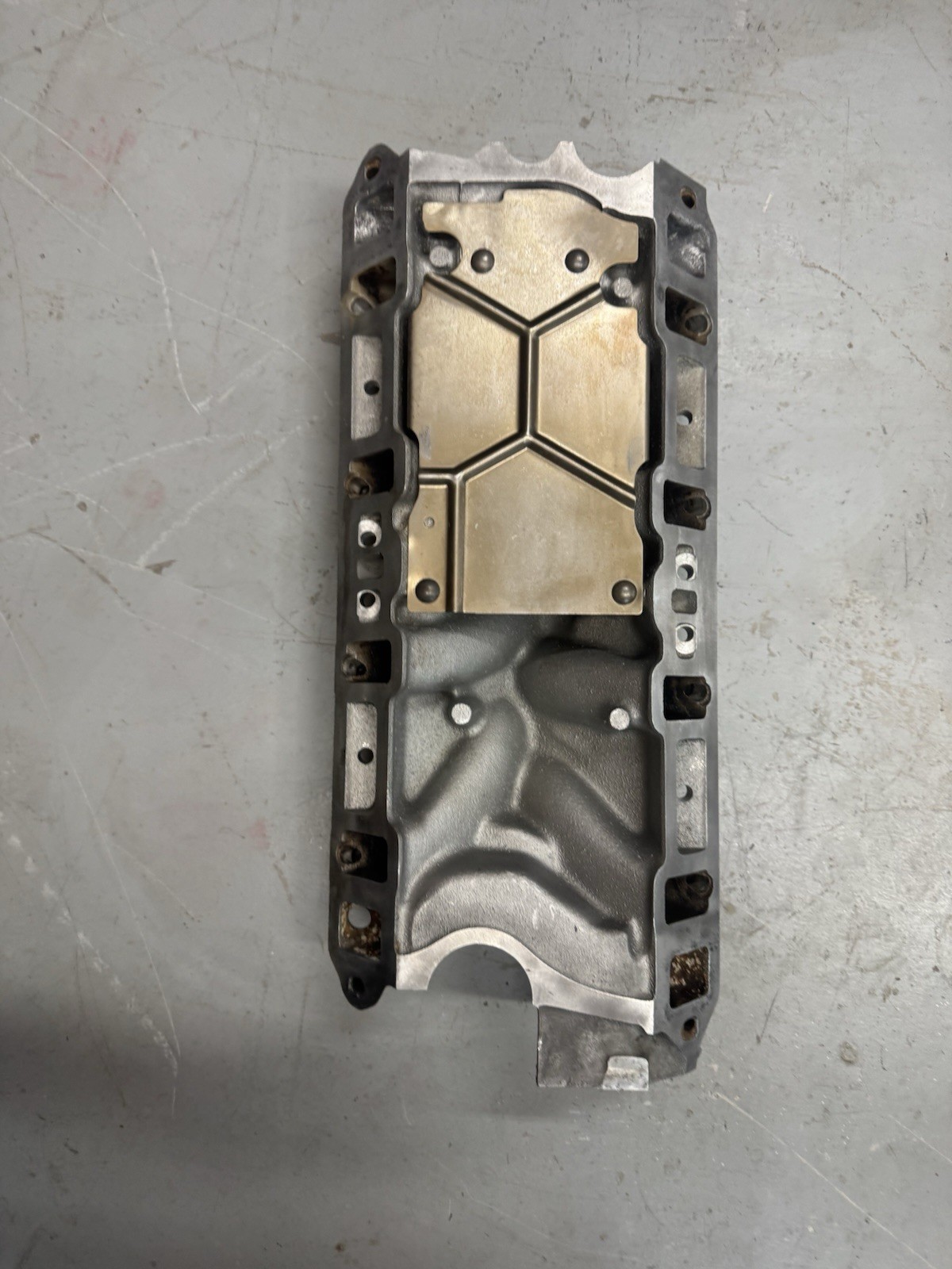 Ford GT40 Lower Intake manifold