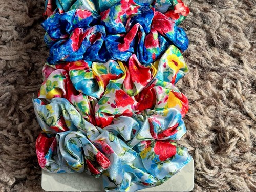 Pioneer Woman Hair Ties Pack of 8 Floral Scrunchie BRAND NEW FREE SHIPPING - Picture 5 of 7