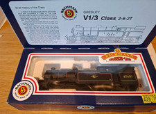 BACHMANN 00 gauge   31-601 Gresley V 1/3 Class Loco Body and Box