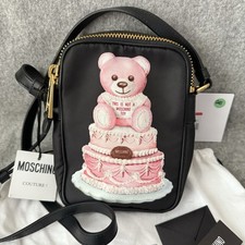 NUEVO CON ETIQUETAS $845 Bolso Bandolera Moschino Cake Bear & Logo Estampado Doble Cremallera Negro