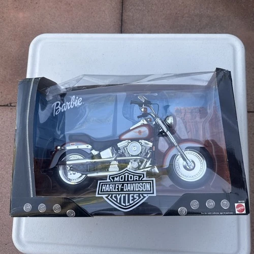 Mattel 26132 Fatboy Harley Davidson Motorcycle for Barbie damaged box