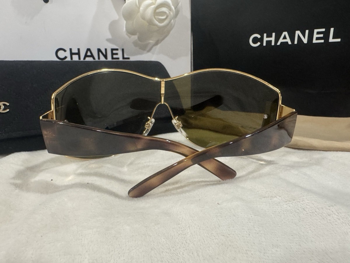 Authentic Chanel Shield Acetate Tortoise Sunglass CHANEL Tortoise Square CC Acetate Sunglasses – Luxury Labels main image 3