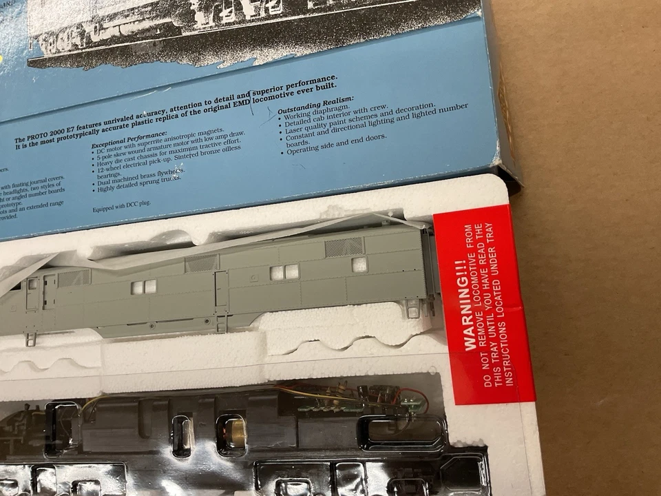 PROTO 2000 HO SCALE DIESEL LOCOMOTIVE E7 A UNIT UNDECORATED DCC READY NICE ! - Image 4 of 4