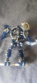 Lego Bionicle 8623 KREKKA - &nbsp;2004 Titan Warrior with Glow in the Dark Disk
