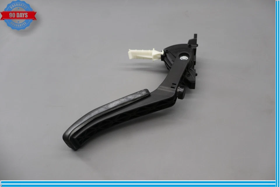 11-18 保时捷 Cayenne 958 发动机加速燃气门踏板加速器 Oem — 第 2/4 张图片