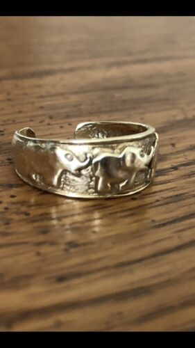 14KYG Elephant Design Toe Ring