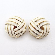 SUSAN CAPLAN VTG D’ORLAN 22ct GOLD PLATED & WHITE ENAMEL KNOT CLIP ON EARRINGS 