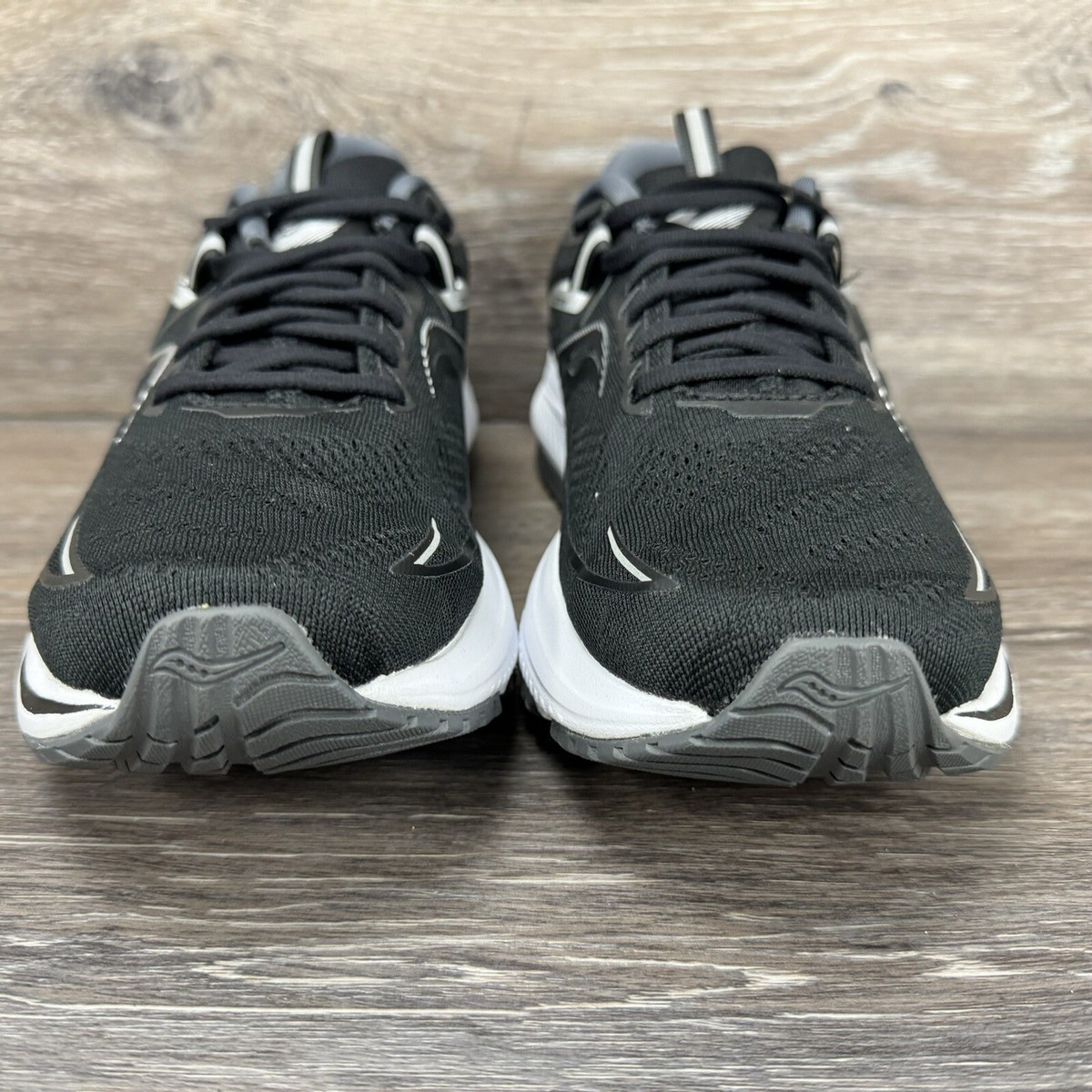 Saucony Men display picture 1
