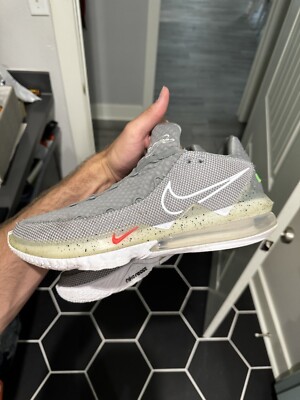 Size 10.5 - Nike LeBron 17 Low Particle Grey | eBay