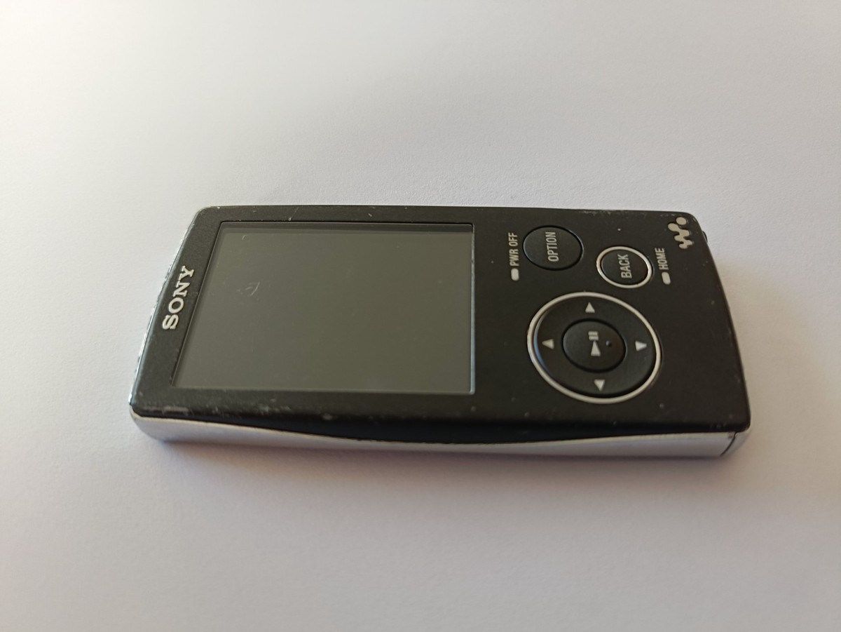 Sony Walkman NW-A808 8GB MP3 Digital Player Black Near Mint Tested