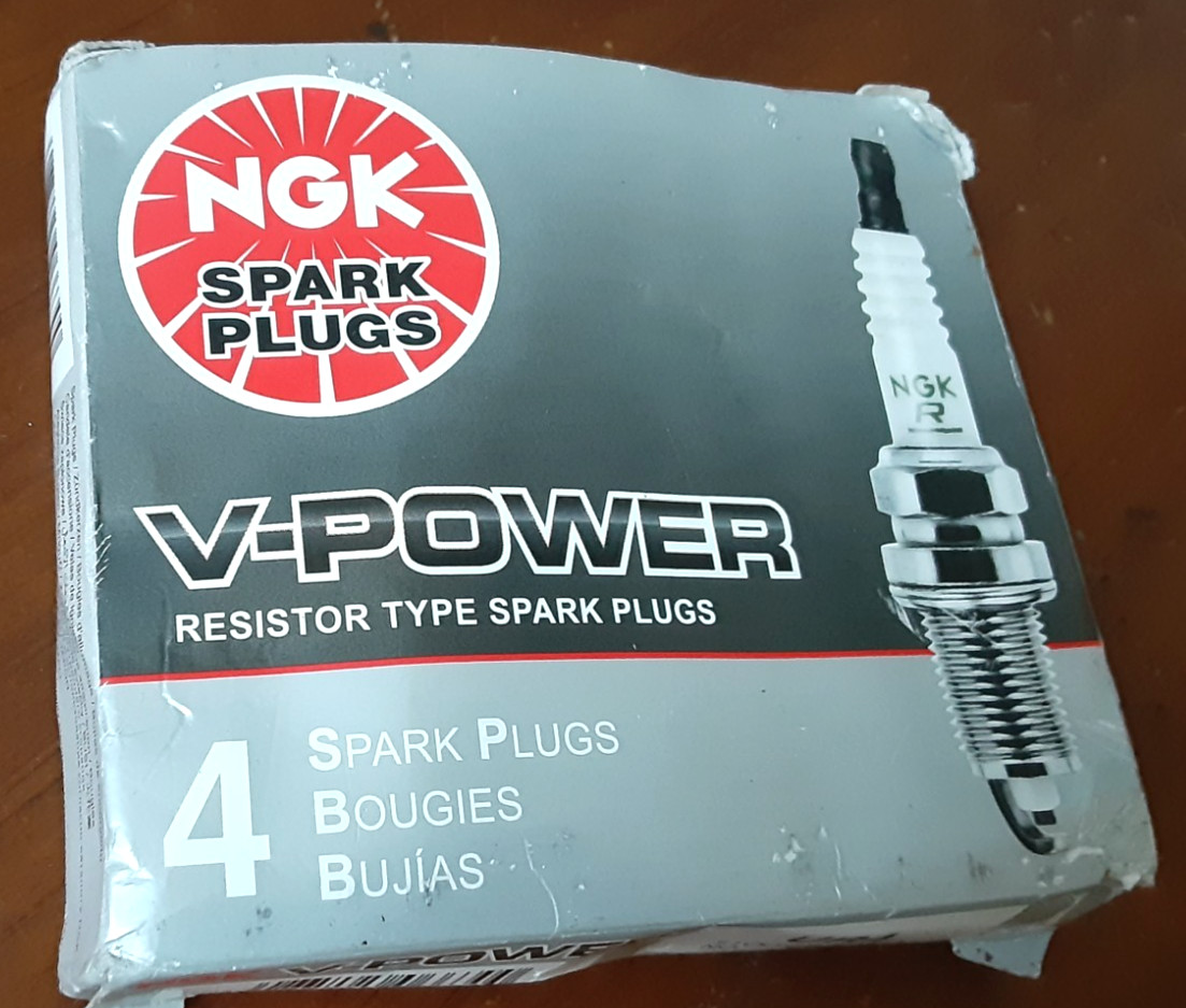 4PCS NGK UR4 6630: Spark Plug V-Power Resistor for Buick GS Chevrolet C10