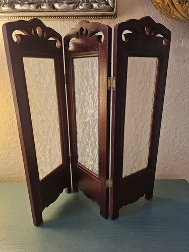 Vintage Minature 3 Panel Room Divider, Wood ScrollWork, White Lace Windows-Very
