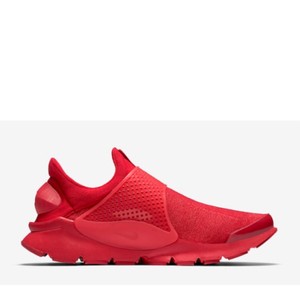 nike sock dart triple red