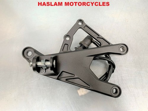 yamaha r1 right hand footrest bracket hanger peg 2CR2744300 2015 to 2019 genuine