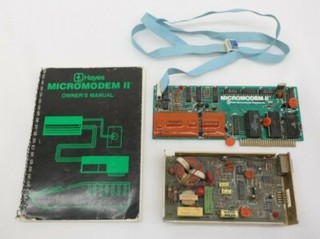 Vintage Hayes Micromodem II for Apple w/ Microcoupler & Owners manual SS