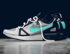 dual racer nike