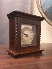 Quartz Vintage Wood Mantle Style Desktop Clock