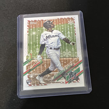 Topps 2021 Holiday Jazz Chisholm Jr. Miami Marlins Rookie Card #HW182. rookie card picture