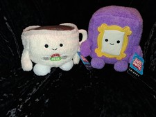 Bum Bumz  Friends  Plush Cup, Peephole, Set Of 2 NWT