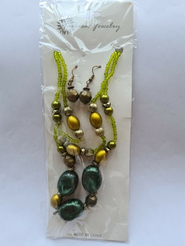 Matching necklace and earring sets - Picture 153 of 156