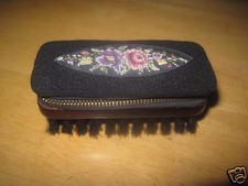VINTAGE LADIES 3 3/8"x1 5/8" CLOTHES BRUSH w/TAPESTRY FLORAL PATTERN TOP-ZIPPER