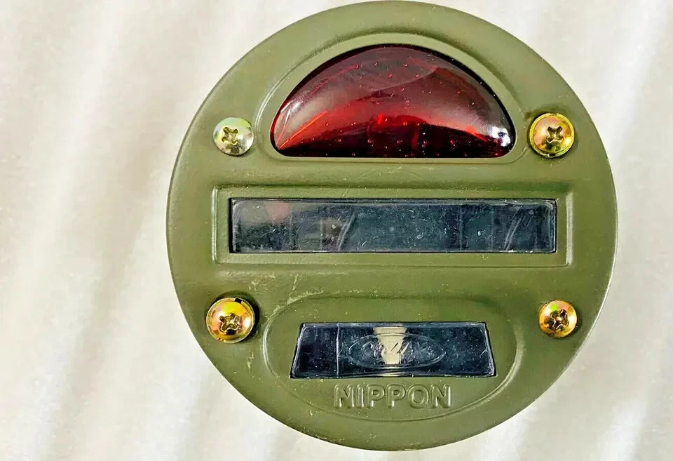 Luz trasera Willys MB Ford GPW Jeep Truck militar ojo de gato 4"" (par) | Ajuste Foto 2 de 3