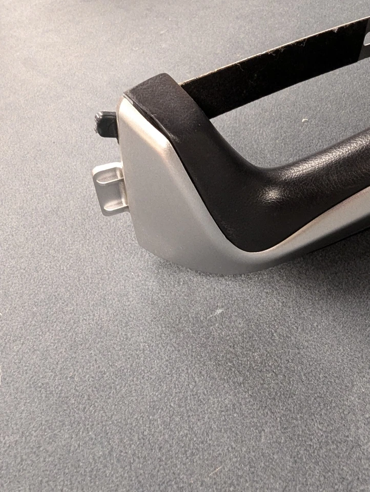 Subaru BRZ 86 2016 pasajero derecho interior puerta tirador OEM  Foto 4 de 4