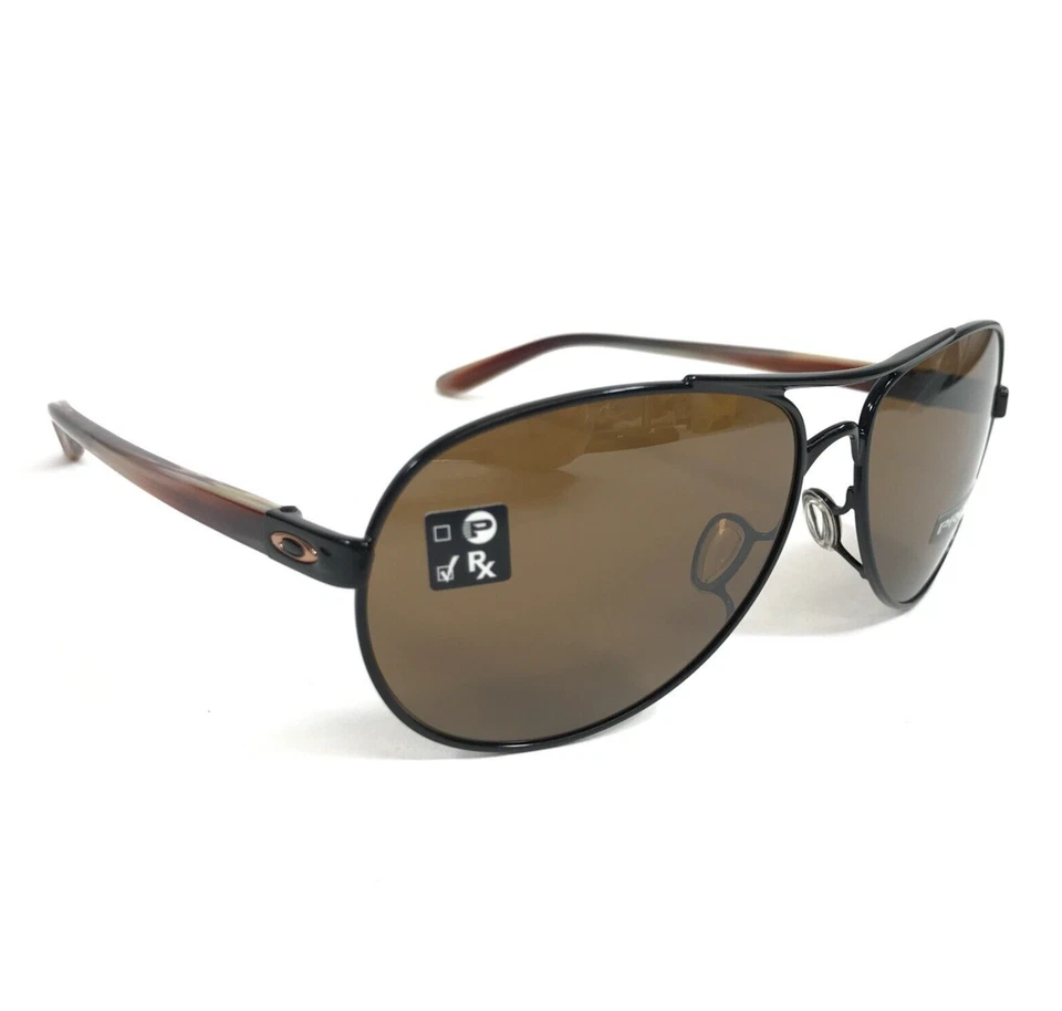Gafas de sol Oakley Feedback OO4079-36 monturas negras pulidas lentes de tungsteno Prizm Foto 3 de 4
