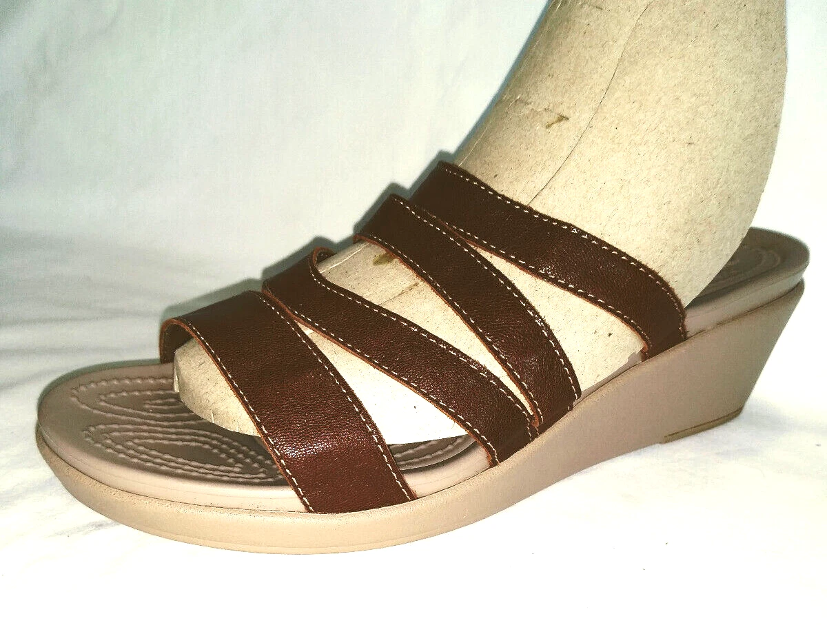 Crocs leigh ann wedge sales