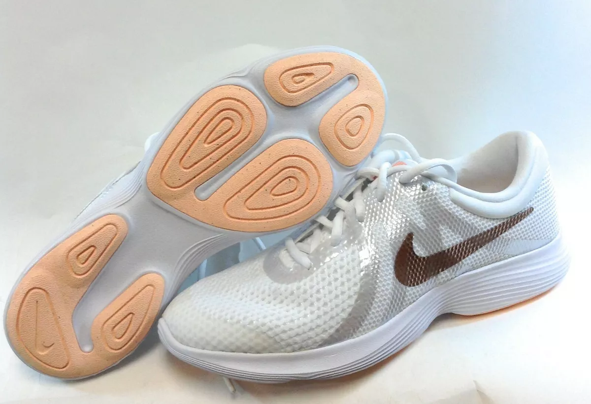 Nike revolution 4 trainers girls clearance